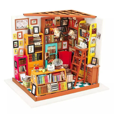 DIY Miniature House: Sam's Study